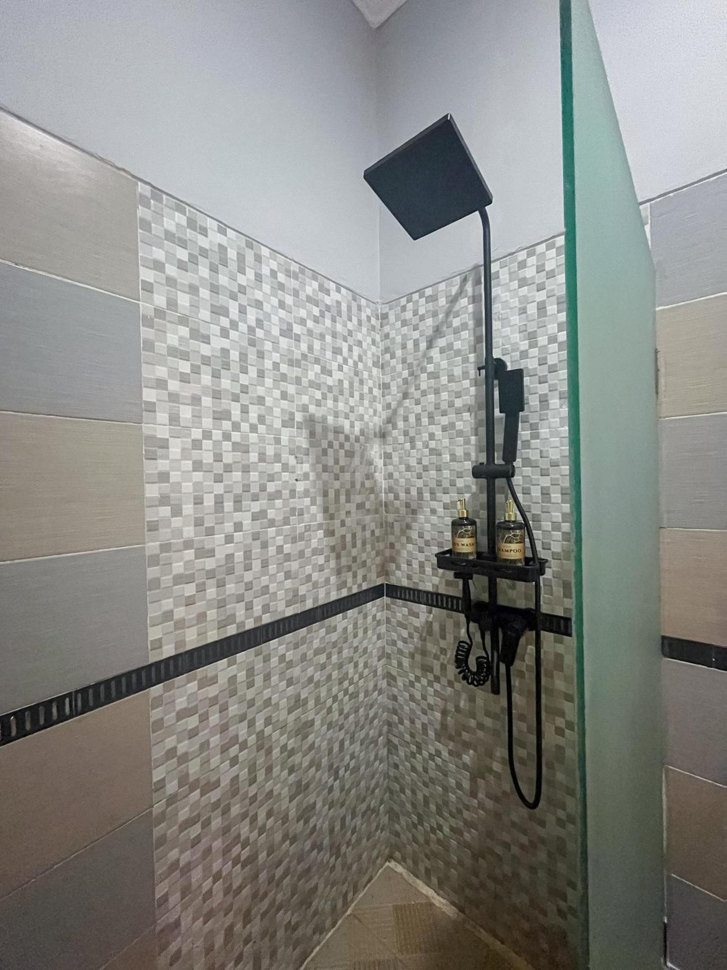 Dara House Apartman Kuta Lombok Kültér fotó